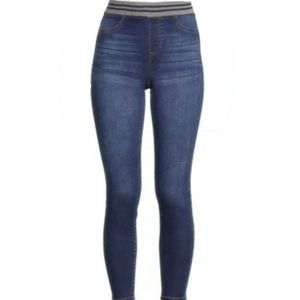 No Boundaries jeggings